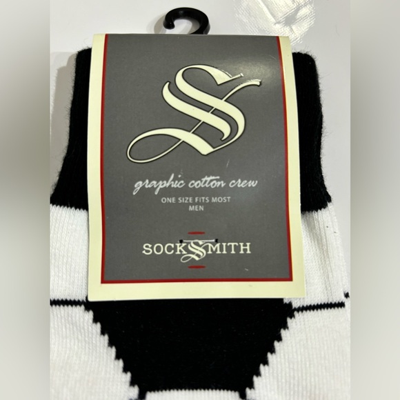 NWT Bundle of 2 pairs of Socks ( SockSmith and Key Essentials)  Size 10-13 - Picture 8 of 9
